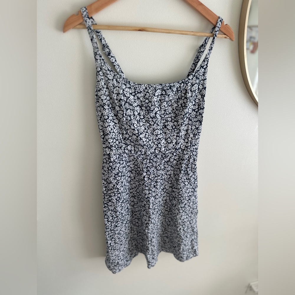 Old Navy Fit & Flare Cami Mini Dress Small Tall Blue Ditsy Floral Navy White